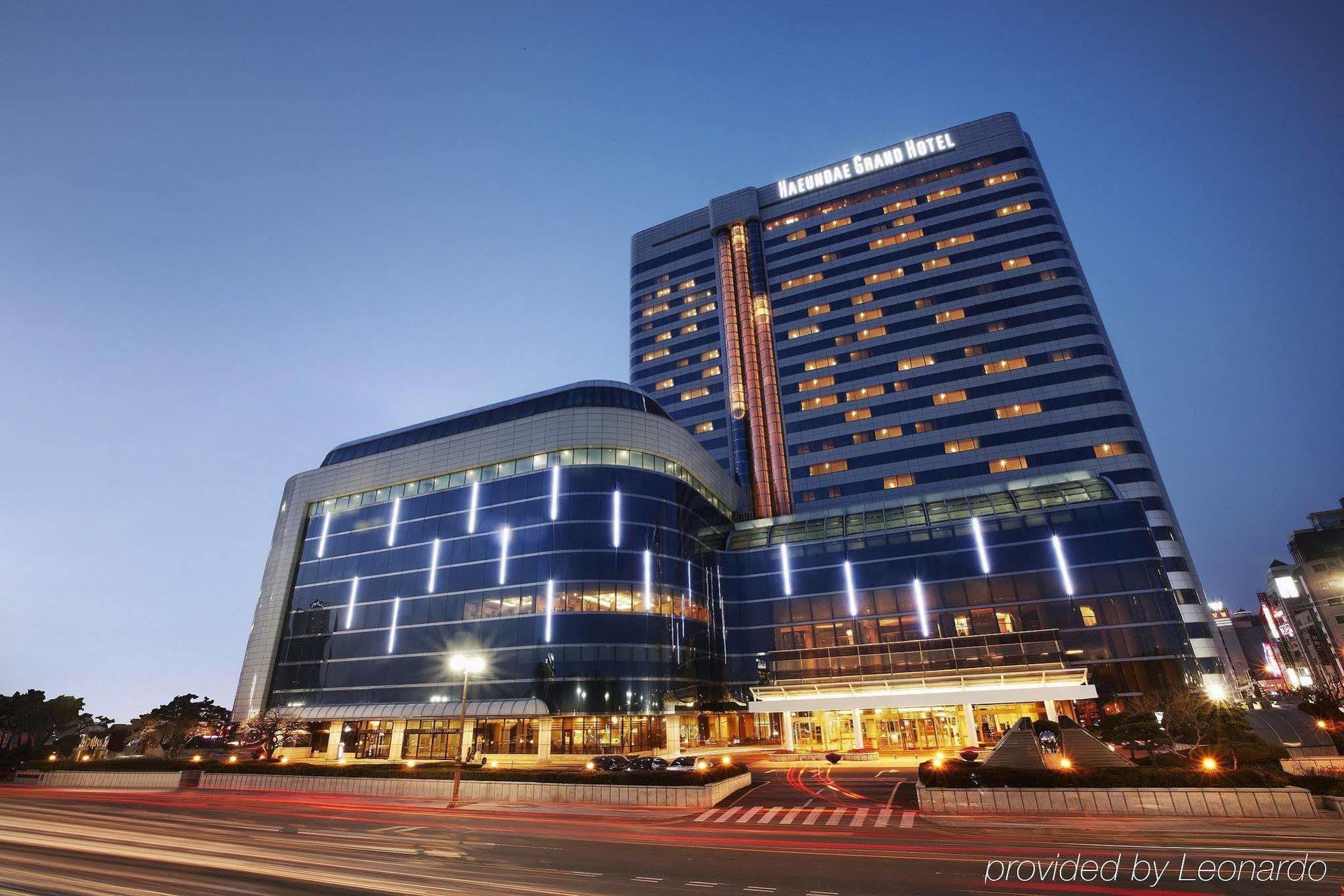 Haeundae Grand Hotel Ciudad Metropolitana de Ciudad Metropolitana de Busan Exterior foto The hotel in 2012